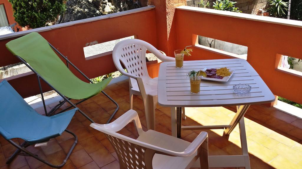 Guest House Tra Rocce E Mare ラ・マッダレーナ 部屋 写真